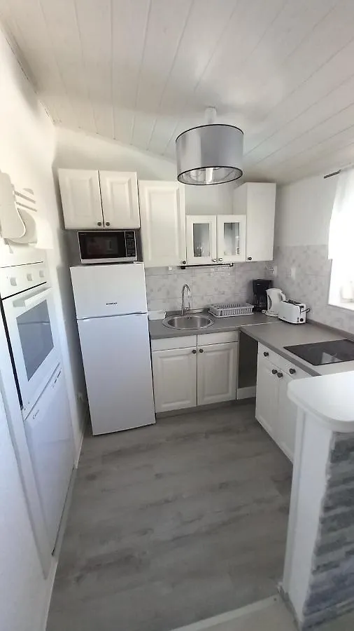 Family Apartments Svob With Pool Novi Vinodolski