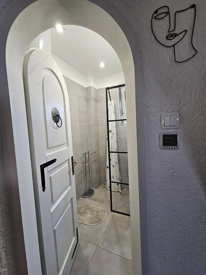 Family Apartments Svob With Pool Novi Vinodolski