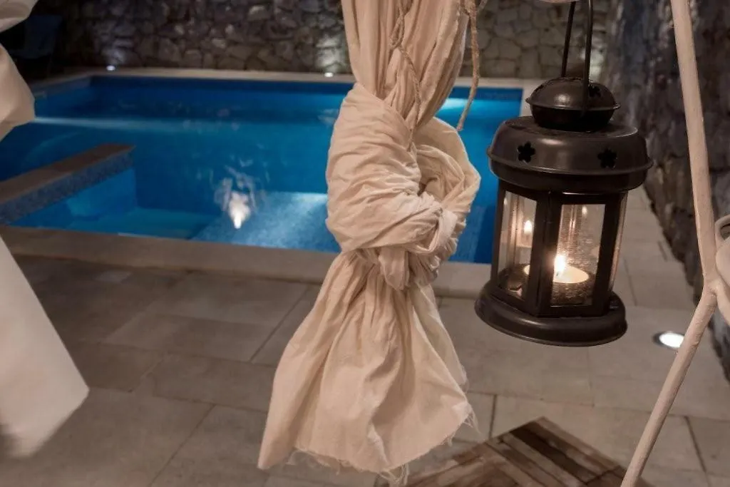 Family Apartments Svob With Pool Novi Vinodolski